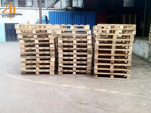 工廠木托盤在倉庫使用情況.jpg